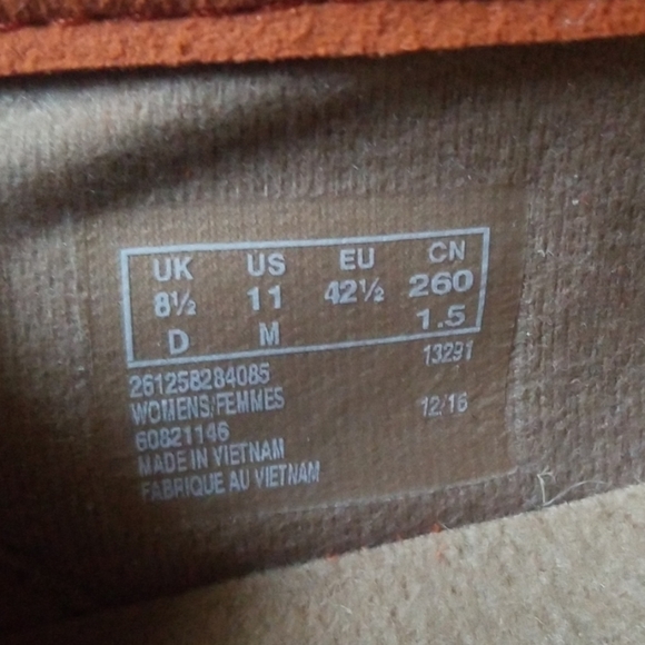 Clarks Orange Slip On Loafers - Picture 8 of 8